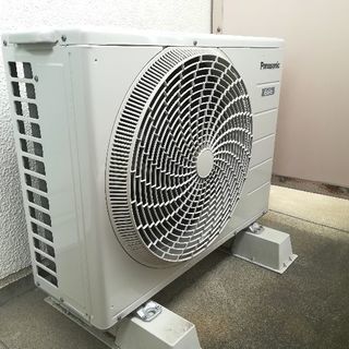 Panasonic 2,2kw ルームエアコン CS -227CF -W 2017年製