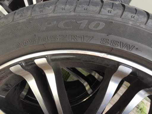 かっこイイ！205/45/17タイヤホイールSET FRAGRADO