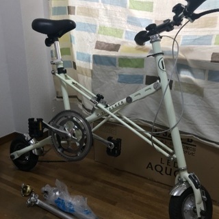 続々パーツ追加！！車体＋沢山付けちゃいます♪走行距離激少☆総額６万円オーバー！美品☆カスタム車☆折りたたみ自転車☆極小径車  ミニウォーカー 