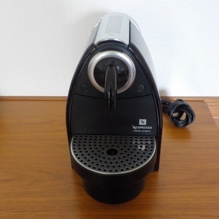 ネスプレッソコーヒーメーカー　C100　大特価！　