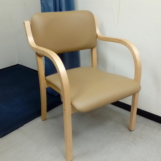 【美品】肘付きの椅子