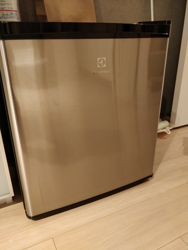 ELECTROLUX 44L 冷蔵庫