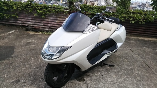 ☆☆ヤマハマグザム250　SG17J　白　センスの良い白　外装新品