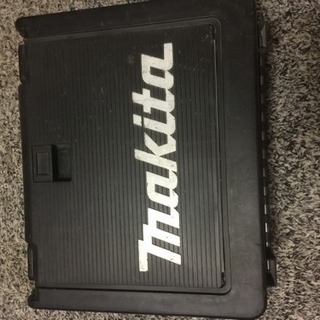 マキタ インパクトドライバー18V1式(商談中)
