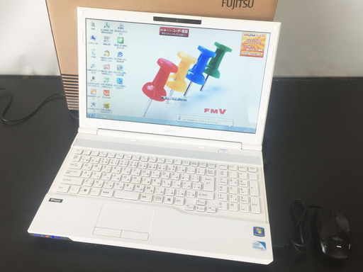 中古☆FUJITSU ノートパソコン FMVA42HW