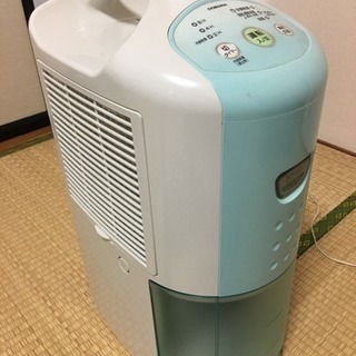 コロナ 除湿機 美品