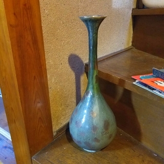 つぼ 壺（花瓶？）置物 オブジェ