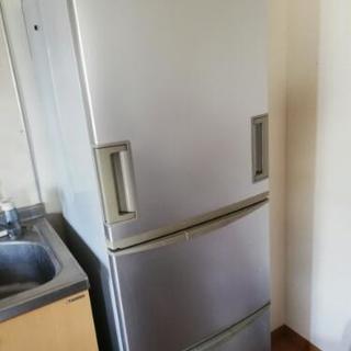 2009年制シャープ冷蔵庫を譲ります。