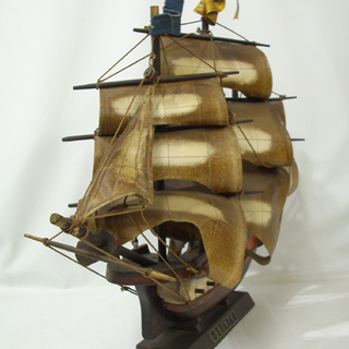 札幌 帆船 BOUNTY/バウンティ 完成形 イギリス海軍 武装輸送船 全長：約55㎝ アウトレットモノハウス白石店