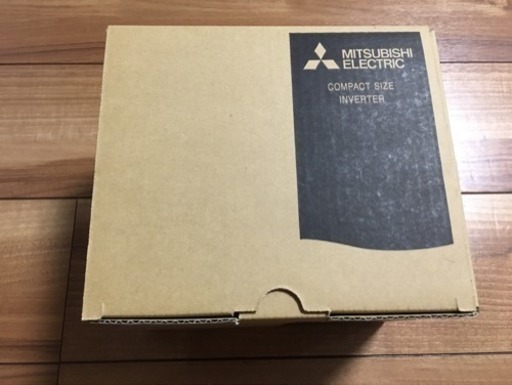 新品 三菱 インバーター FR-D720-2.2K