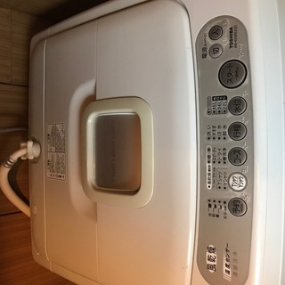 TOSHIBA 洗濯機　4.2kg  2005年製です。