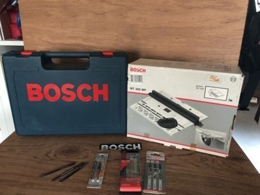 大幅値下げ！BOSCH 電子スーパージグソーGST100 BCE/N \u0026 BOSCH純正 ジグソーテーブルMT300WP