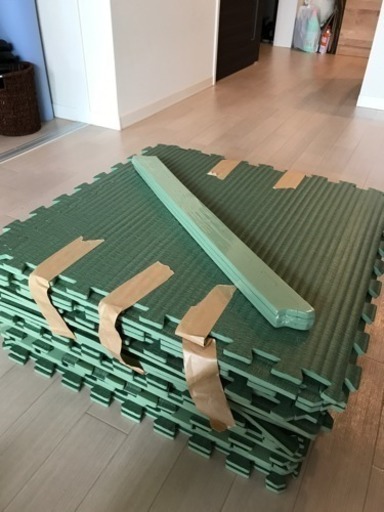 畳風ジョイントマット60cm 24枚 やべっち 吉川のカーペット マット ラグの中古あげます 譲ります ジモティーで不用品の処分 畳風ジョイントマット60cm 24枚 やべっち 吉川のカーペット マット ラグの中古あげます 譲ります ジモティーで不用品の処分
