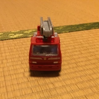 パトカーと消防車