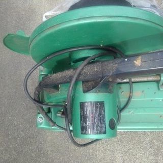 切断機械有ります