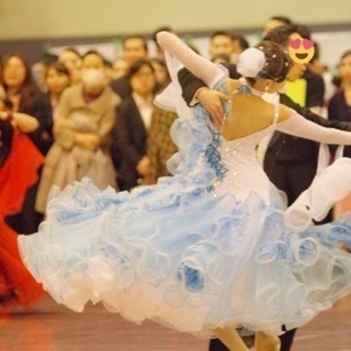 社交ダンス ドレス ツタの葉模様