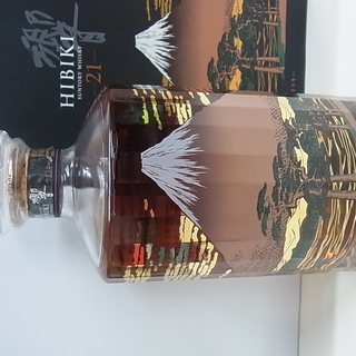HIBIKI 21年 ウイスキー 箱付き　富士風雲図 HIBIKI 21年 ウイスキー 箱付き 富士風雲図 HIBIKI 21年 ウイスキー 箱