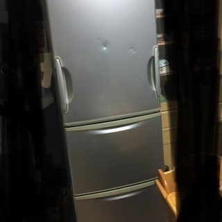 【取引中】2003年制 両開き冷蔵庫