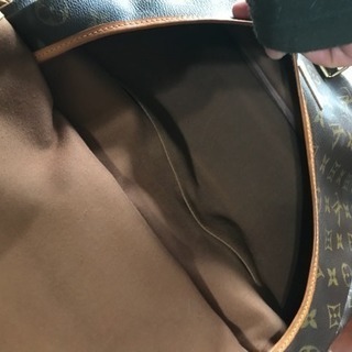 ルイビィトンショルダーバック大