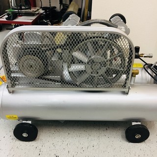 ナカトミ(NAKATOMI) ベルト式エアーコンプレッサー BCP-581【リライズ