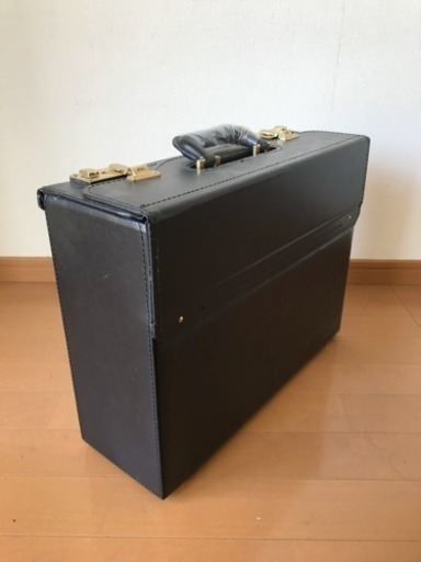 アタッシュケース 鍵あり