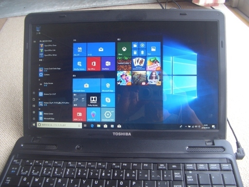 Windows10　 Core i3　 ノートパソコン　東芝　 Satellite B350/W2FA