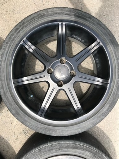 最終値下げ！！レイズベルサス  16インチ  7J  off32  PCD100  4穴