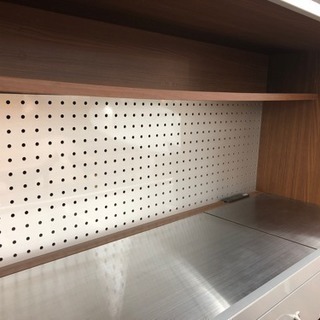 UNICO 3枚扉カップボード