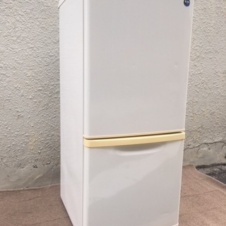 パナソニック冷蔵庫、２ドア、１３８Ｌ、2009年製。
