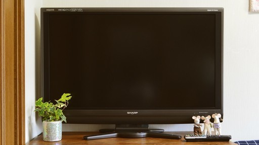 AQUOS　液晶カラーテレビ　40型　2010年製品　美品 　土・日に取りに来ていただける場合１８０００円