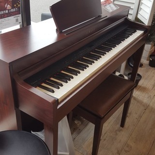 電子ピアノ　ヤマハ　CLP-430M　2011年製