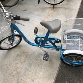 美品 大人用の三輪車 18〜20インチ