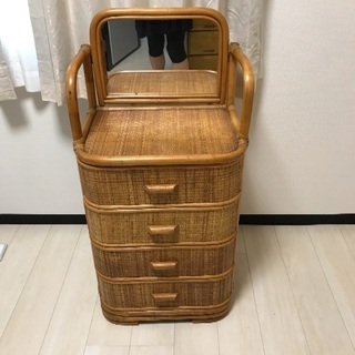 訳ありオシャレな籐家具