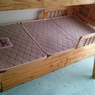 二段ベッド（マットレス・収納棚付）