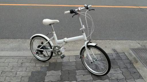 ♪ジモティー特価♪値下げ！！シンプルスタイル白仕様！！人気の20型折りたたみ中古自転車　　新大阪サイクルキッズ