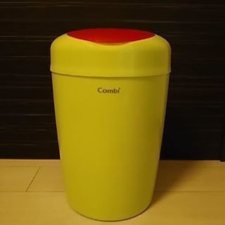 Combi　オムツゴミ箱