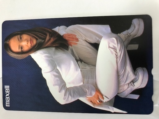 安室奈美恵の1990年代の美品の非売品、テレホンカード販売します。