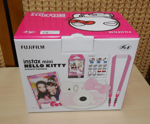南12条店 新品 FUJIFILM instax mini ハローキティ インスタントカメラ チェキ ピンク 限定品
