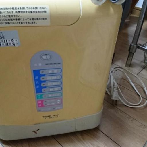 水道直結連続生成\n据置型電解還元水整水器