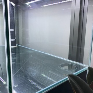 オーバーフロー水槽90cm（台セット）自宅まで引取り可能な方のみ