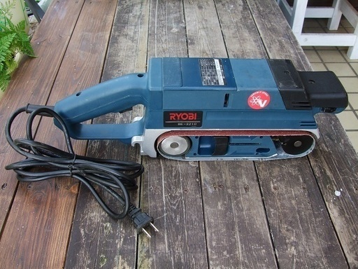 電動工具、ＲＹＯＢＩのベルトサンダー