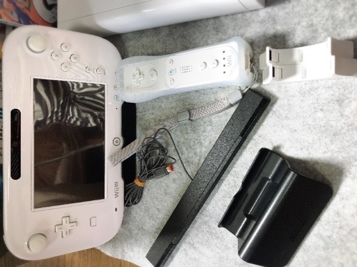 美品 WiiU マリオカート8セット（32GB） 美品！WiiU スプラトゥーン