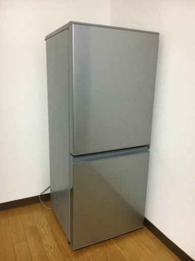 【美品】冷蔵庫 アクア AQUA ２ドア １２６Ｌ 右開き冷蔵庫 シルバー AGR-１３Ｇ（Ｓ）