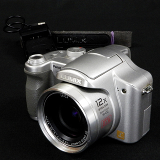 Panasonic デジタルカメラ LUMIX DMC-FZ7-...