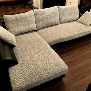 値下げ❗まだ半年も使ってないソファー