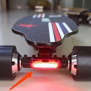 最高時速40キロ 電動スケートボード