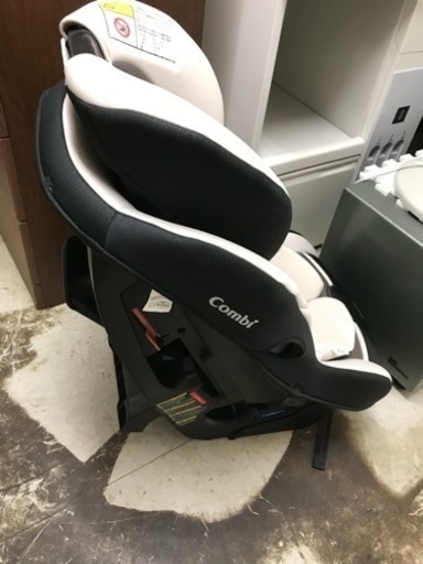 リサイクルサービス八光 配達OK】COMBI チャイルドシート マルゴットS - その他