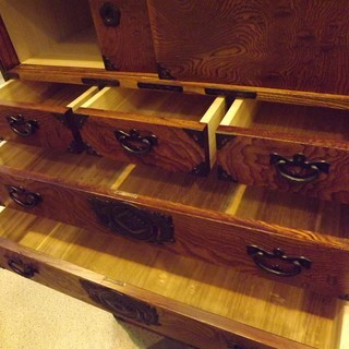 岩谷堂箪笥 大型 観音開き 南部鉄器金具 重厚 和箪笥 伝統工芸 高級家具 岩谷堂箪笥 大型 観音開き 南部鉄器金具 重厚 和箪笥 伝統工芸