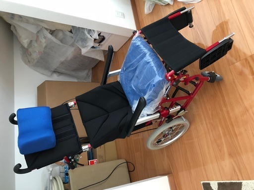 リクライニング車椅子（ティルト）超美品　kawamura cycle 型式KPF16-40 ABF