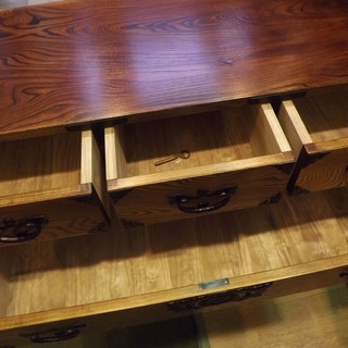 岩谷堂箪笥　重厚金具　岩谷堂たんす　5段整理箪笥　伝統工芸品　幅106ｃｍ　札幌　西岡発　